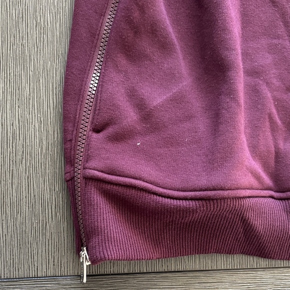 ICozy Karma 1/2 Zip Sweatshirt Plum NWOT Size Medium - Picture 7 of 11